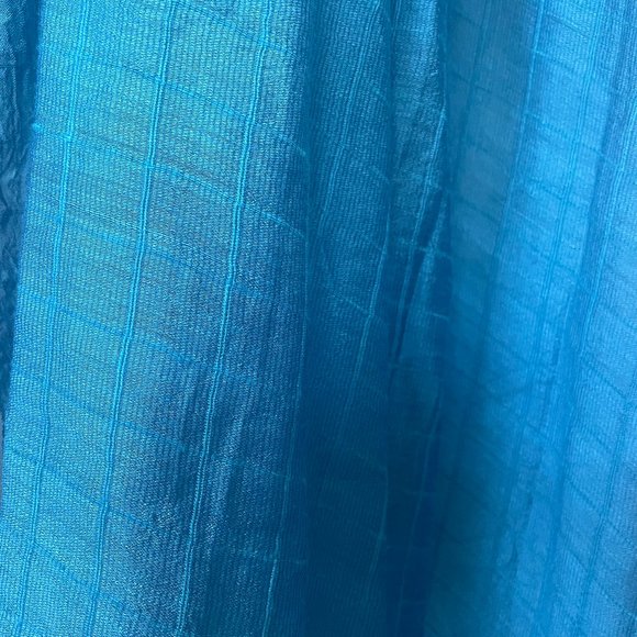 Gorgeous Luxury Silk Paul Ropp Scarf - Picture 6 of 7